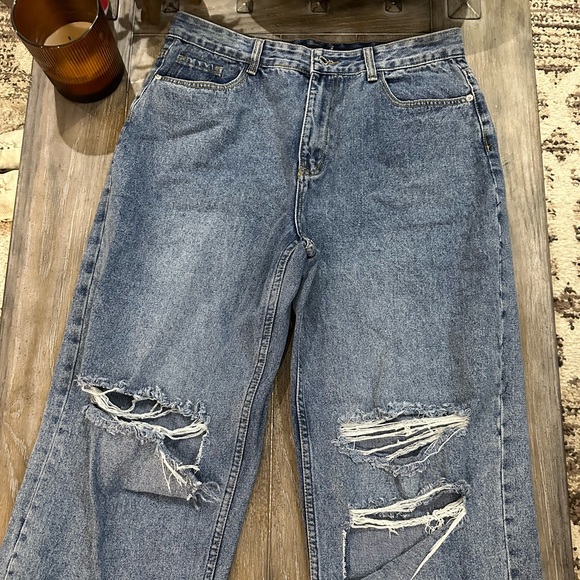 Pretty Little Things Jeans - Picture 3 of 11